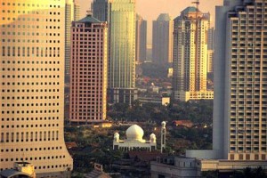 Xhakarta: Kryeqyteti i shtetit më të madh musliman në botë, Indonezisë, ka një sipërfaqe prej 661,52 km² me gjithsej 28.0 milion banorë.
