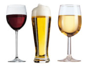 A lejohet të shesim gjëra që jnë haram, si alkool apo mish derri, jomuslimanëve?