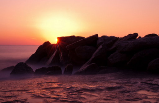 A konsiderohet zbritja e Ademit, alejhi selam, në tokë si dënim për të dhe pasardhësit e tij?!