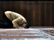 A lejohet bashkimi i namazeve gjatë përdorimit të aparatit të dializës që mund të zgjasë shumë?