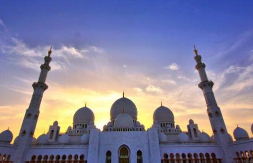 Pse fillon ezani me “Allahu Ekber” ?