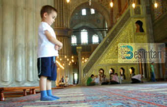 Disa rrëfime motivuese për inkurajimin e fëmijëve për namaz