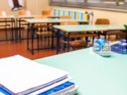 Si duhet të veprojë ai që është në shkollë dhe se fal dot namazin e xhumasë?