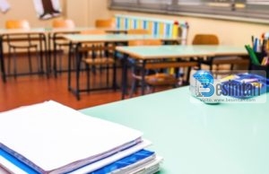 Si duhet të veprojë ai që është në shkollë dhe se fal dot namazin e xhumasë?