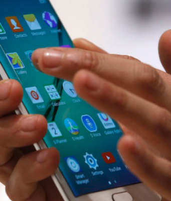 Sa jane telefonat mobil të rrezikshëm për kurrizin?