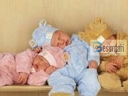 BRENDA 15 MINUTAVE MË LINDËN TRE FËMIJË!!