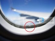 A e dini pse dritaret e aeroplanit janë me hark?