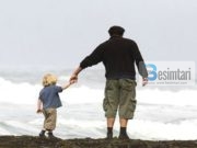 POROSITË E PRINDIT PËR TË BIRIN, QË SYTË MI LOTUAN!!