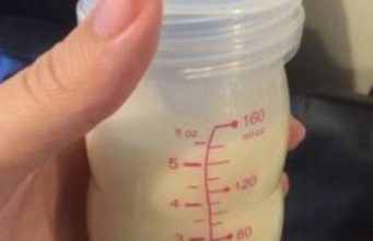 Pse fëmiu refuzon të pij nga gjiri i nënës?