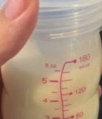 Qumështi i nënës është i pazëvendësueshëm