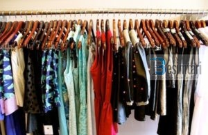 A lejohet veshja e rrobave në të cilat ka vizatime të kafshëve apo njeriut?