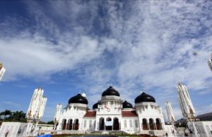 Xhamia që pavarësisht sfidave vazhdon të qëndrojë e fortë