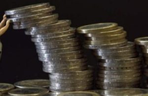 Studenti shlyen borxhin duke recituar Duanë e mësuar nga Profeti Muhamed ﷺ