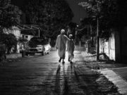 Nje njeri i mencur, i thote te birit: biri im! Ne jeten tende, mos hiq dore nga tri gjera.