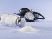 Shtatë shenjat paralajmëruese që tregojnë se po e teproni me kripën