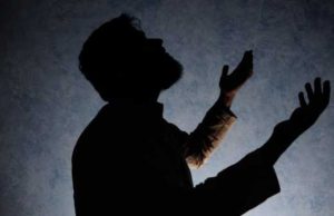 Per shkak te lutjes se sinqerte All-llahu ia fali te gjitha mekatet