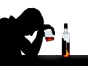 Si mund ta bind dikë se edhe një gotë alkool është haram? –