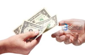 Ai që ka borxhe, a duhet të kryejë haxhin?