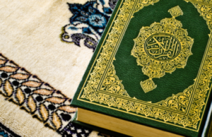 Lexoi këto dy sure, sa herë që flë dhe sa herë që ngrihesh