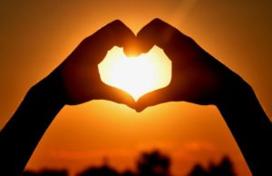 Nëse pyesim: çka është lumturia?