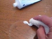 10 përdorime mahnitëse të pastës së dhëmbëve që nuk i keni ditur më parë