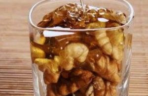 Arrat në kombinim me mjaltë janë ilaç i fuqishëm natyral –