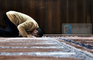 Falja e dy rekateve para se të dalësh nga shtëpia (ruajtje nga e keqja jashte shtepise dhe mbrenda ne shtepi)