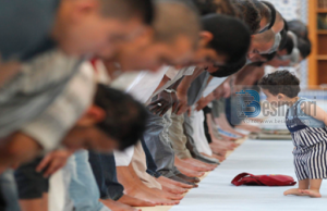 Dy kohët kur nuk duhet të falet Namazi