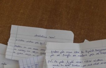 Mësimdhënësi u dha temën “Cfarë është atdheu për ju”, përgjigjet lënë pa fjalë!