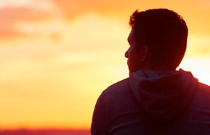 Si duhet ta mbyll diten njeriu