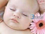 BRENDA 15 MINUTAVE MË LINDËN TRE FËMIJË!!