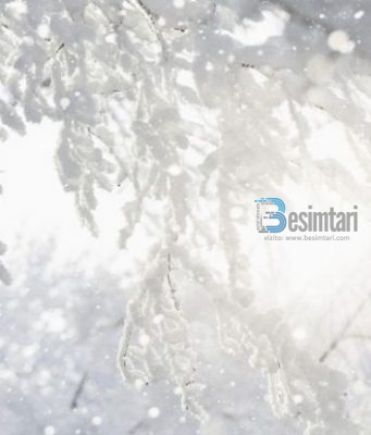 O Zot! Më pastro nga gjynahet e mia, me ujë, borë dhe breshër