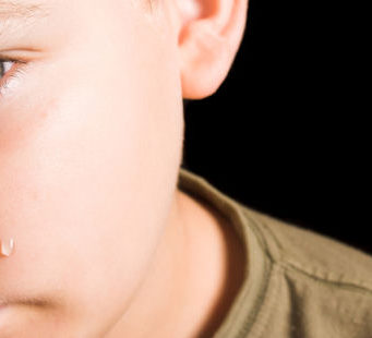 NJË HISTORI PREKËSE