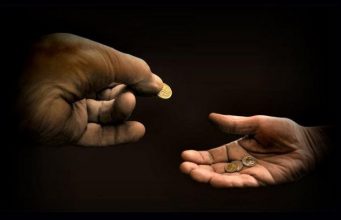 A duhet dhënë sadaka, për atë person që e sheh në ëndërr?