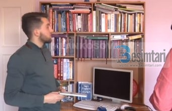 Studenti qe e ka synim t’i lexoje 5000 libra – vjet lexoi 100