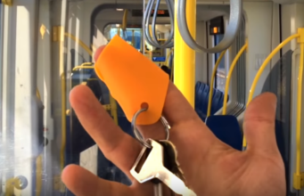 Produkti që i shpëton njerëzit “vesvese” në pastërti! (Video)