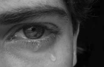 RUHUNI NGA LUTJET E ATIJ QË I ËSHTË BËRË PADREJTËSI !!