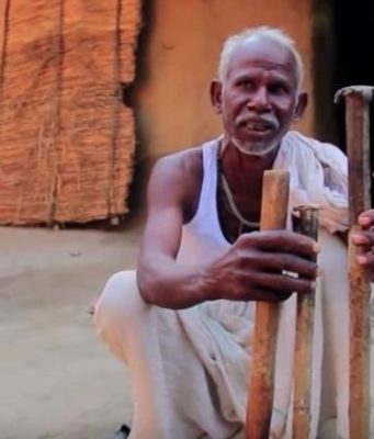 Çdo mëngjes merrte një çekiç dhe zhdukej. 22 vite më pas u zbuluar se çfarë bëri