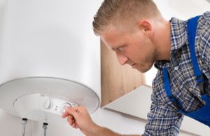 A është më mirë ta fikim bojlerin apo ta mbajmë vazhdimisht të ndezur? Si kursehet energjia elektrike – do të befasoheni me përgjigjen