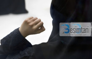 Rrëfimi dhe perjetimi i një gruaje me mbulesë