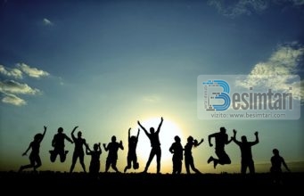 DUAJA KUR NA VJEN DIÇKA QË NA GËZON OSE DIÇKA QË NUK NA PËLQEN