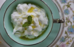 Kos me vaj ulliri për të rënë në peshë